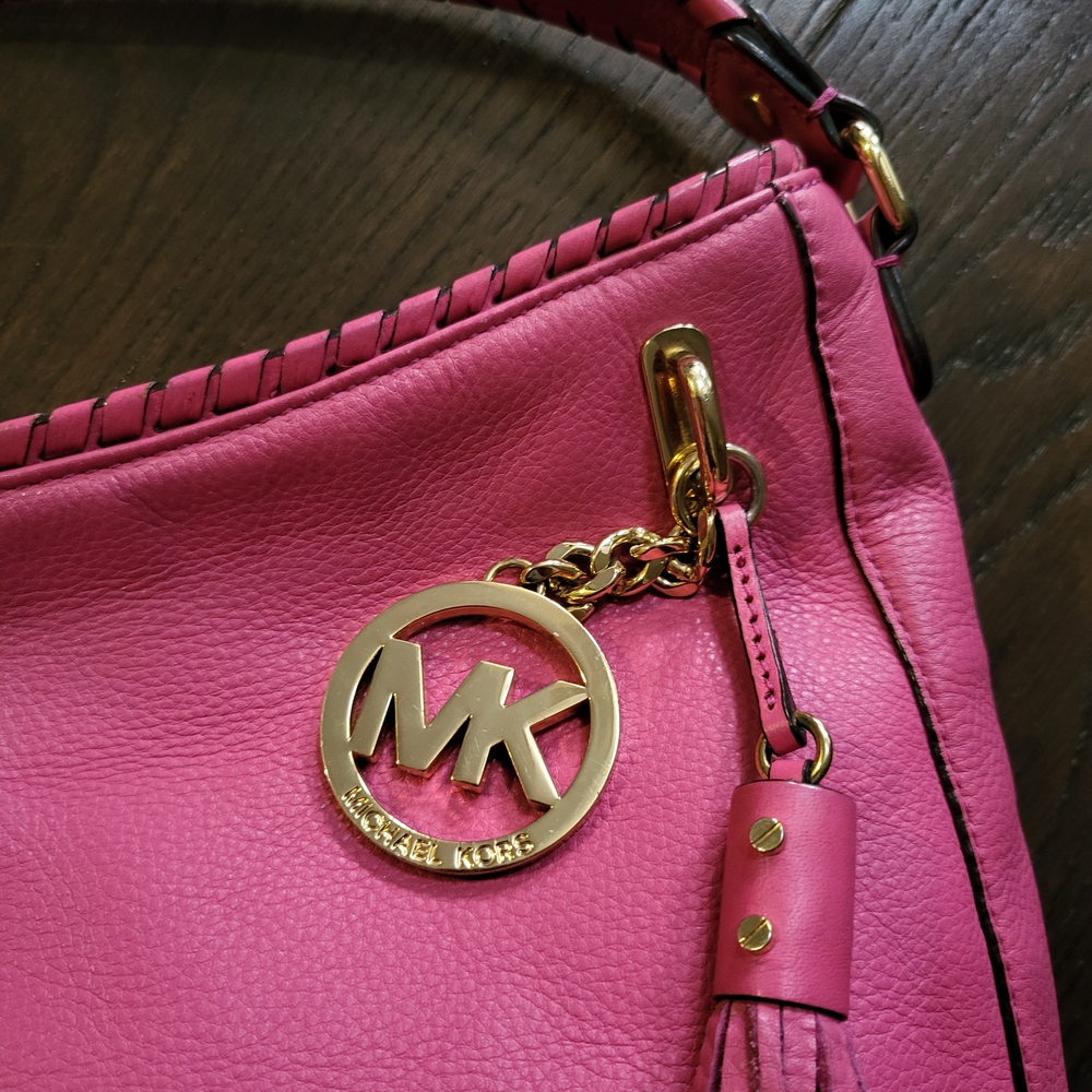*rare* Michael Kors Bennet Hobo Large Leather Shoulder Bag Fuschia Pink